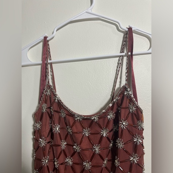 MAC DUGGAL
BEADED MESH MINI DRESS - Picture 8 of 12